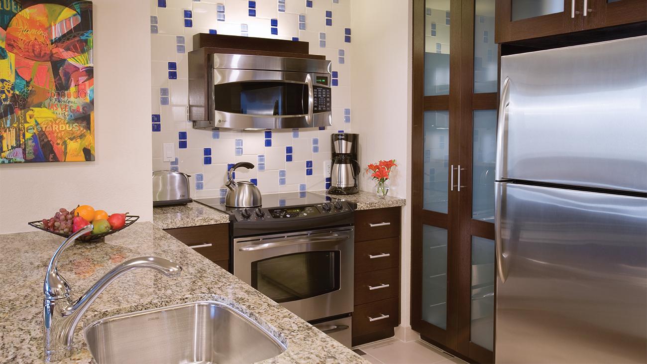 Kitchen (2-Bedroom Villa)